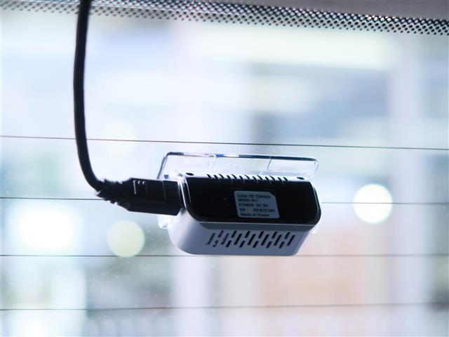 ジープ・コンパス リミテッド ナビ フルセグTV Bluetooth バックカメラ beatサウンド 前後ドラレコ 黒革 ブラインドスポットモニター 追従クルコン ETC2.0 電動リアゲート 取説 保証書 スペアキー (17枚目)