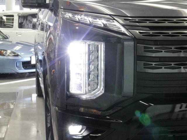 デリカD:5 ジャスパー 純正OP11インチナビ フルセグTV パノラミックビュー レーダークルーズコントロール プリクラッシュセーフティー 両側電動 LEDヘッドライト 半革 純正フロアマット 純正18インチAW(11枚目)