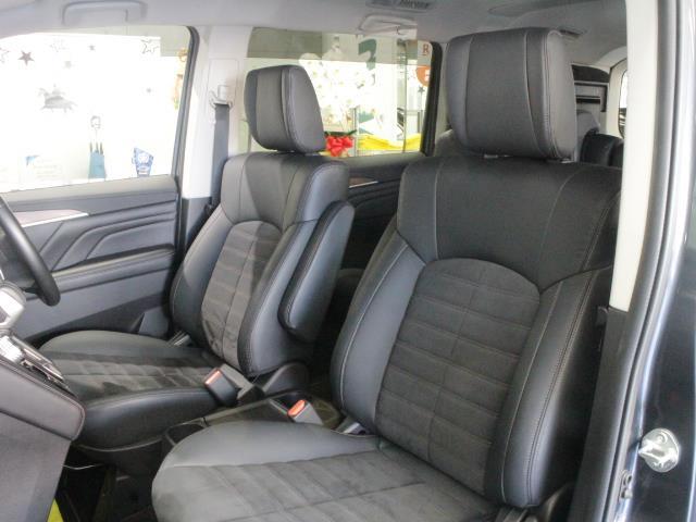 デリカD:5 ジャスパー 純正OP11インチナビ フルセグTV パノラミックビュー レーダークルーズコントロール プリクラッシュセーフティー 両側電動 LEDヘッドライト 半革 純正フロアマット 純正18インチAW(16枚目)