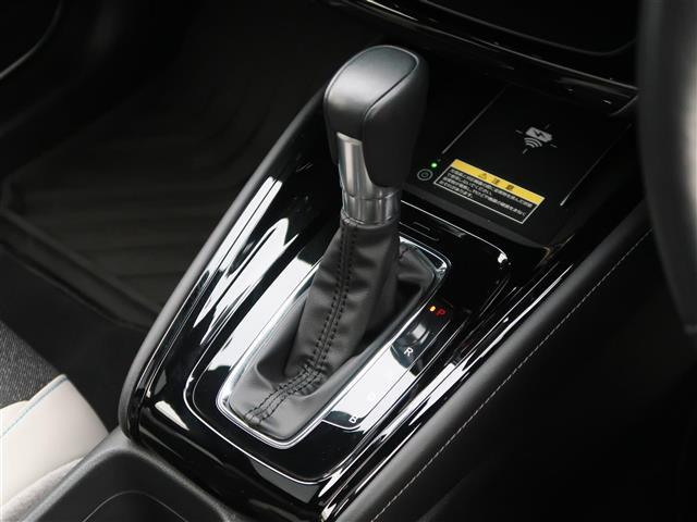 ヴェゼル e:HEV Z・PLaYパッケージ パノラマルーフ 純正ホンダコネクトディスプレイ マルチビューカメラ ETC2.0 純正フロアマット ハーフレザー シートヒーター ホンダセンシング スマートキー×2 取説 保証書 ブルートゥース(33枚目)