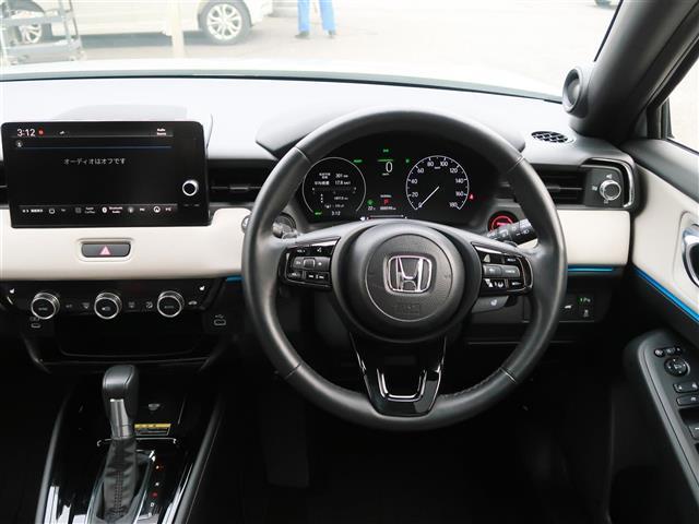 ヴェゼル e:HEV Z・PLaYパッケージ パノラマルーフ 純正ホンダコネクトディスプレイ マルチビューカメラ ETC2.0 純正フロアマット ハーフレザー シートヒーター ホンダセンシング スマートキー×2 取説 保証書 ブルートゥース(39枚目)