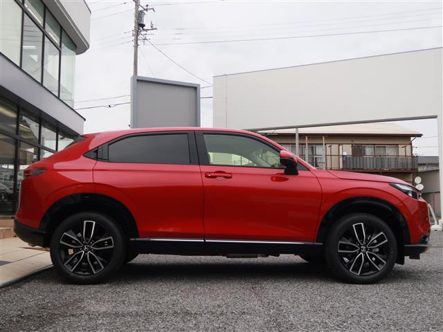 ヴェゼル e:HEV Z 登録済未使用車 純正ディスプレイオーディオ フルセグTV Bluetooth マルチビュー ホンダセンシング ETC2.0 ワイヤレス充電 ブラインドスポットモニター ハンズフリーパワーテールゲート(13枚目)