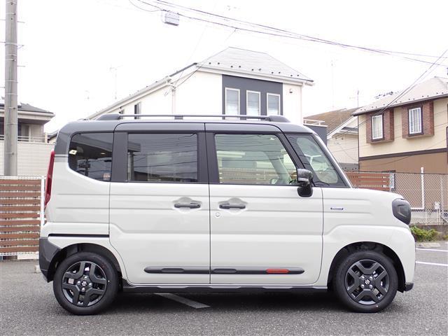 スペーシアギア ハイブリッドＸＺ　Ｂｌｕｅｔｏｏｔｈ接続　オートＬＥＤ　インテリキー　Ｂカメラ　全方位モニター　シートヒーター　フルセグ　セキュリティ　横滑り防止装置　アイドリングストップ　オートエアコン　パワステ　オートライト（22枚目）