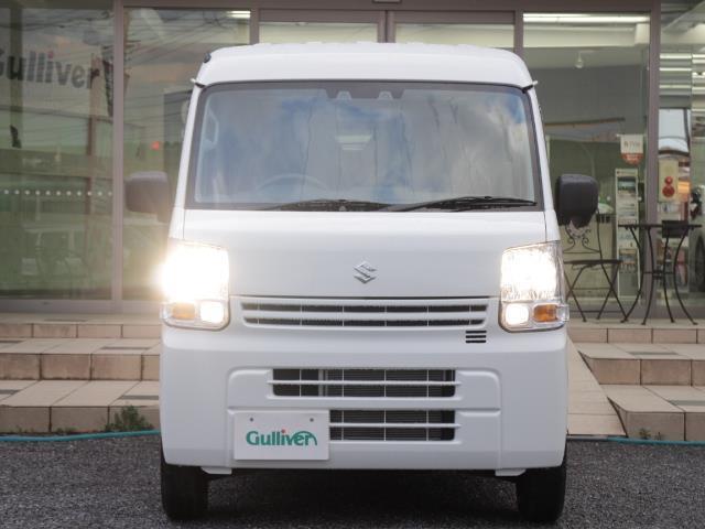 エブリイ ＰＡリミテッド　登録済未使用車　純正オーディオ　　アイドリングストップ　純正ラバーマット　ＵＳＢ入力端子　純正ドアバイザー　スペアキー　保証書　デュアルブレーキサポート　誤発進抑制機能　先行車発進お知らせ機能　ＡＣ（5枚目）