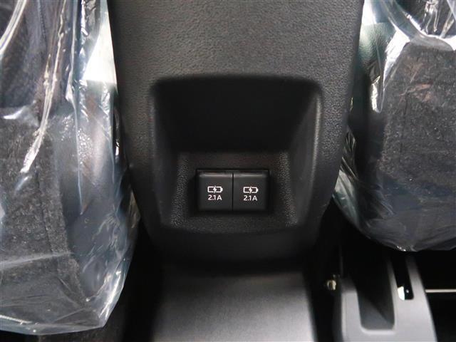 ライズ Ｚ　登録済未使用車　純正ディスプレイオーディオ　パノラミックビューモニター　フルセグＴＶ　ＢＳＭ　ＲＣＴＡ　スマートアシスト　アダプティブクルコン　シートヒーター　取説　保証書　スマートキー　追従クルーズ（34枚目）