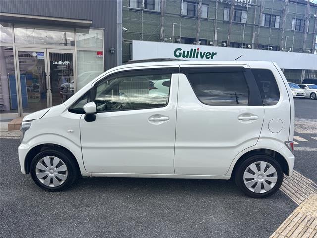 ワゴンＲ ＦＡ　助手席エアバッグ　横滑防止装置　運転席エアバッグ　キーレス付き　全席パワーウインドウ　パワステ　ＡＢＳ付き　ＡＣ　ドラレコ　ＥＴＣ　ブルートゥースオーディオ（4枚目）