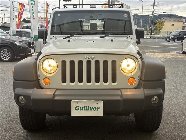 ジープ・ラングラーアンリミテッド スポーツ(3枚目)