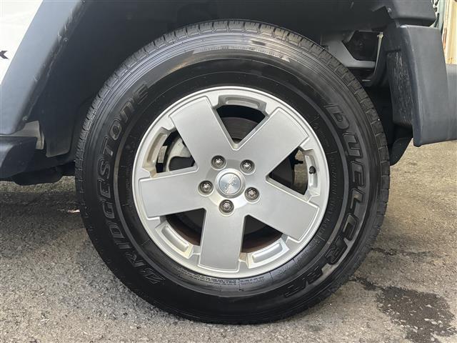 ジープ・ラングラーアンリミテッド スポーツ(11枚目)