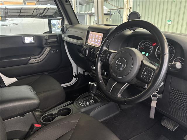 ジープ・ラングラーアンリミテッド スポーツ(27枚目)