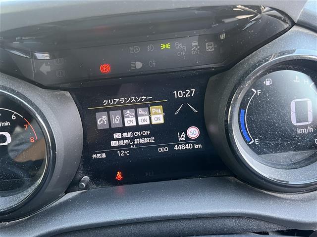 ヤリス Z ワンオーナー セーフティセンス 全方位カメラ ナビ 前後ドラレコ ETC 前席シートヒーター クルコン LEDヘッドライト スペアキー 純正マット ドアバイザー サイドSRS AAC バックモニタ(13枚目)