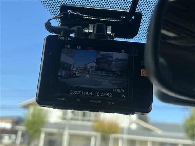 ヤリス Z ワンオーナー セーフティセンス 全方位カメラ ナビ 前後ドラレコ ETC 前席シートヒーター クルコン LEDヘッドライト スペアキー 純正マット ドアバイザー サイドSRS AAC バックモニタ(22枚目)