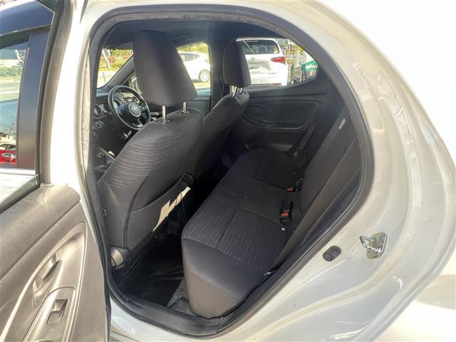 ヤリス Z ワンオーナー セーフティセンス 全方位カメラ ナビ 前後ドラレコ ETC 前席シートヒーター クルコン LEDヘッドライト スペアキー 純正マット ドアバイザー サイドSRS AAC バックモニタ(34枚目)