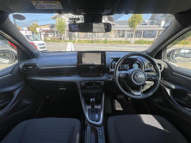 ヤリス Z ワンオーナー セーフティセンス 全方位カメラ ナビ 前後ドラレコ ETC 前席シートヒーター クルコン LEDヘッドライト スペアキー 純正マット ドアバイザー サイドSRS AAC バックモニタ(41枚目)