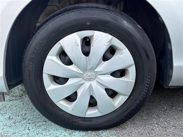 アクア L AC 前席PW アイドリングストップ車 VSC SRS デュアルエアバック キーレスエントリーシステム PS ABS ワンオーナー(10枚目)