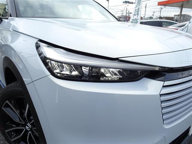 ヴェゼル ｅ：ＨＥＶ　Ｚ・ＰＬａＹパッケージ　ブルートゥース　アイドリングストップ　ワンオーナー　ＬＥＤヘッド　ＵＳＢ　電動テールゲート　衝突被害軽減システム　リヤカメラ　フルセグテレビ　横滑り防止装置　オートライト　シートヒーター　スマートキー（18枚目）