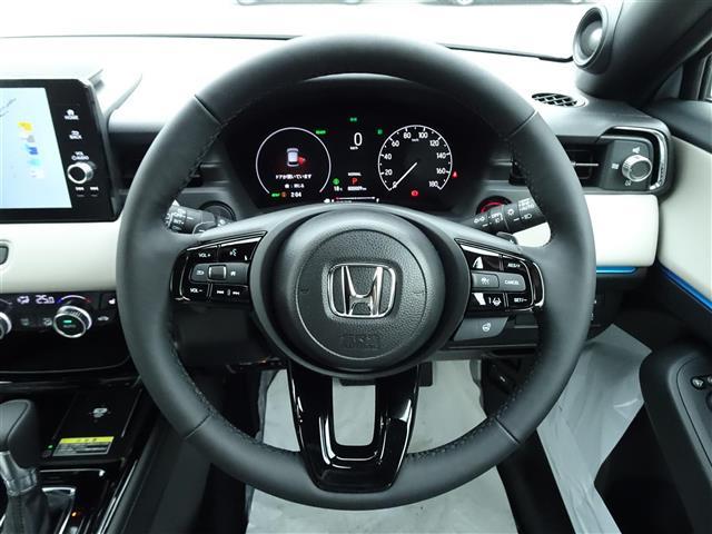 ヴェゼル ｅ：ＨＥＶ　Ｚ・ＰＬａＹパッケージ　ブルートゥース　アイドリングストップ　ワンオーナー　ＬＥＤヘッド　ＵＳＢ　電動テールゲート　衝突被害軽減システム　リヤカメラ　フルセグテレビ　横滑り防止装置　オートライト　シートヒーター　スマートキー（28枚目）