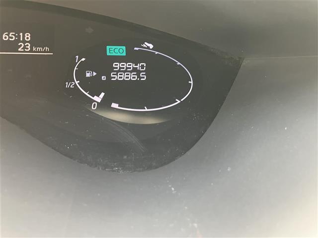 セレナ ハイウェイスター S-ハイブリッド Vセレクション BTオーディオ 地デジTV リアエアコン 横滑防止 助手席エアバッグ DVD再生 Bカメ 三列シート HDDナビ オートエアコン キーレス パワーステアリング ABS ETC パワーウィンドウ(7枚目)