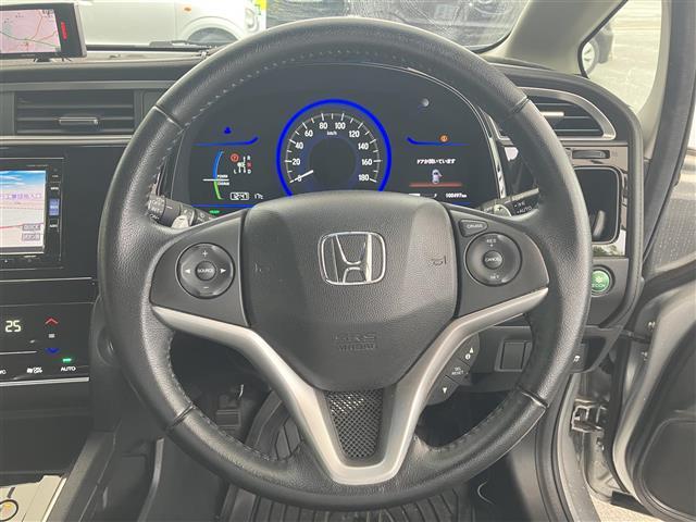 シャトル ハイブリッドXスタイルエディション 地デジ オートエアコン サイドエアバック クルコン オートライト LEDヘッド パワーステアリング ナビTV ETC ABS パワーウインドウ キーレスエントリー エアバッグ スマートキ バックモニタ(24枚目)