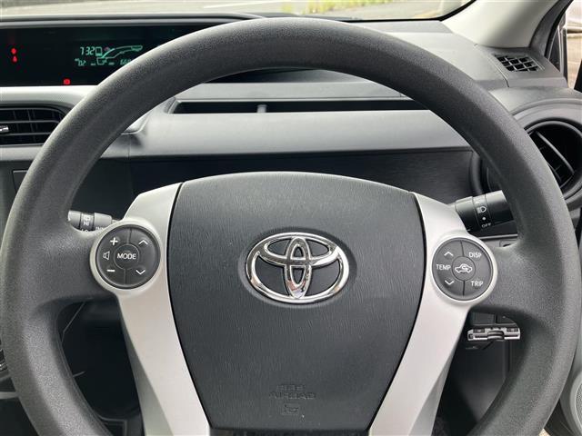 アクア Ｓ　スマートキープッシュスタート　ＢＬＵＥＴＯＯＴＨ　キーレスエントリ　オートライト　ナビ＆ＴＶ　オートエアコン　デュアルエアバック　ＥＳＣ　パワーウィンドウ　ＥＴＣ　ＳＲＳ　ワンセグＴＶ　ＡＢＳ（6枚目）