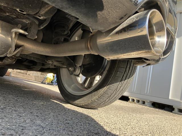 コペン セロ　スマキー　ＢＴオーディオ　横滑り防止機能　ＥＴＣ車載器　ＡＡＣ　地デジＴＶ　ワンオーナー車　ナビＴＶ　ＬＥＤヘットランプ　キ－レス　エアバック　パワーステアリング　ＡＢＳ　ターボ　シートヒータ（12枚目）