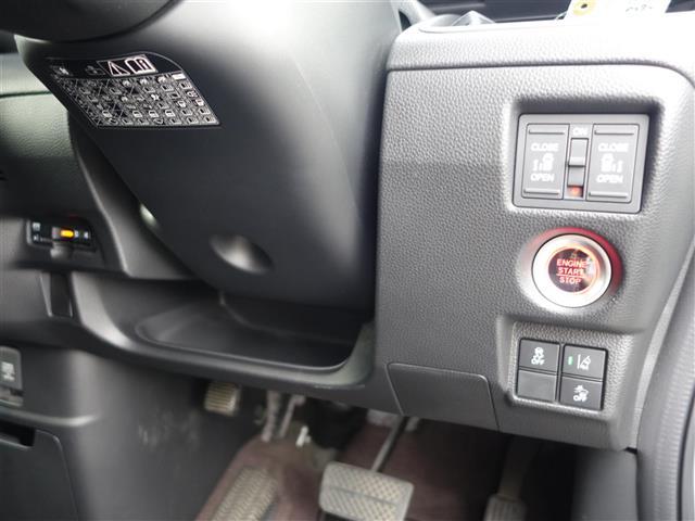Ｎ－ＢＯＸカスタム Ｇ・Ｌターボホンダセンシング　フルセ　両側ＰＷスライドドア　ＡＨＢ　車線逸脱　Ｂモニタ　Ｉストップ　ＢＬＵＥＴＯＯＴＨ　レーダークルーズ　セキュリティー　ＵＳＢ接続　ＳＤ　ナビＴＶ　キーレスエントリー　ＶＳＡ　ベンチＳ　ＰＷ　ＰＳ（8枚目）