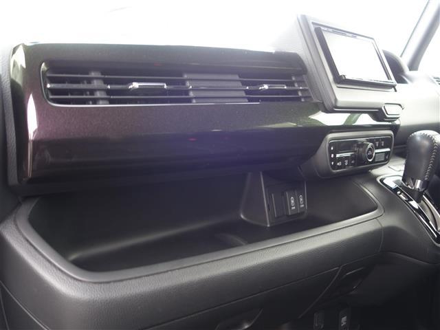 Ｎ－ＢＯＸカスタム Ｇ・Ｌターボホンダセンシング　フルセ　両側ＰＷスライドドア　ＡＨＢ　車線逸脱　Ｂモニタ　Ｉストップ　ＢＬＵＥＴＯＯＴＨ　レーダークルーズ　セキュリティー　ＵＳＢ接続　ＳＤ　ナビＴＶ　キーレスエントリー　ＶＳＡ　ベンチＳ　ＰＷ　ＰＳ（12枚目）