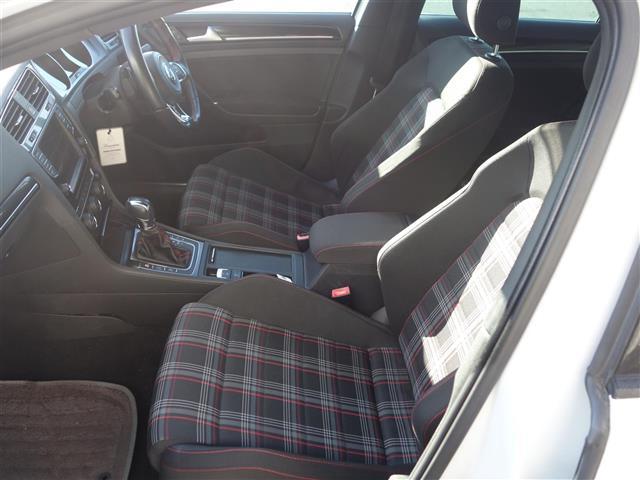 ゴルフGTI ベースグレード(9枚目)