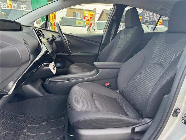 プリウス Sセーフティプラス(15枚目)