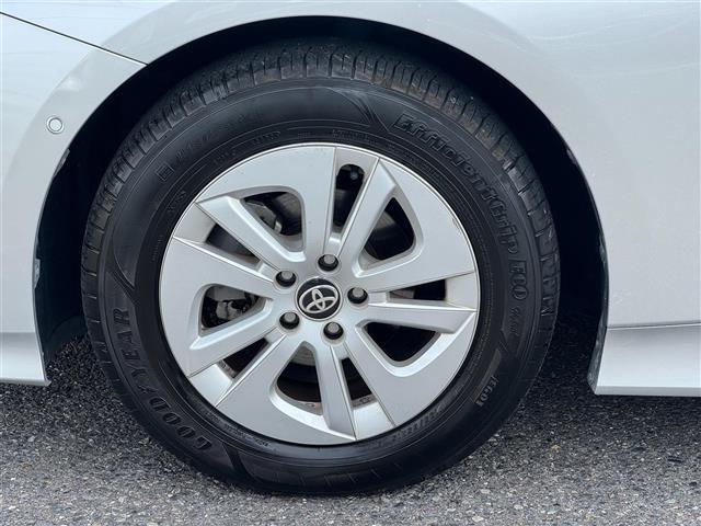 プリウス Sセーフティプラス(28枚目)