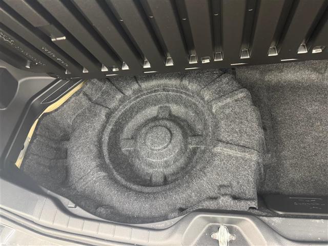 ヴォクシー ハイブリッドS-Z(7枚目)