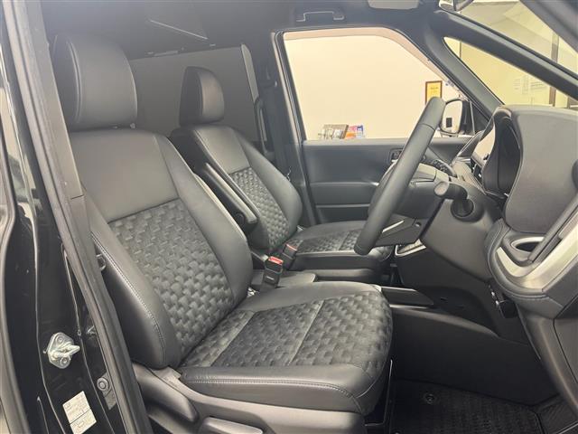 ヴォクシー ハイブリッドS-Z(20枚目)