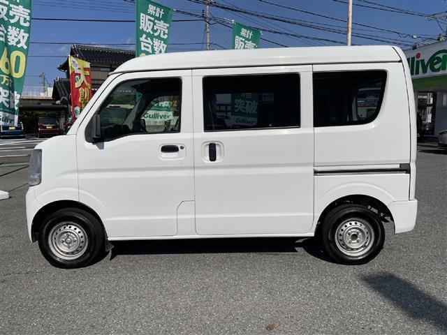 ＮＶ１００クリッパーバン ＤＸ　ハイルーフ　５ＡＧＳ車　純正ラジオ　集中ドアロック　ヘッドライトレベライザー　純正ゴムフロアマット　純正ドアバイザー（20枚目）