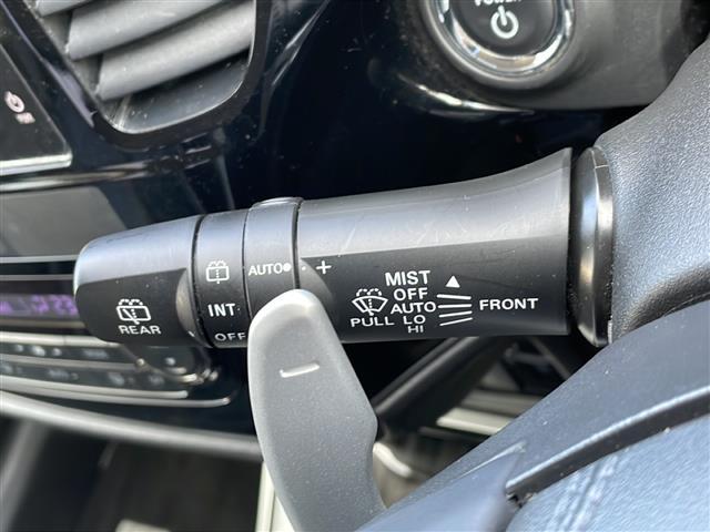 アウトランダーPHEV Gナビパッケージ 純正BT/USB 全周囲カメラ ハーフレザーシート 右前席パワーシート 前席シートヒーター 純正LED 純正フォグ オートライト 純正18インチAW パワーバックドア 革巻ステア クルコン ドラレコ(20枚目)