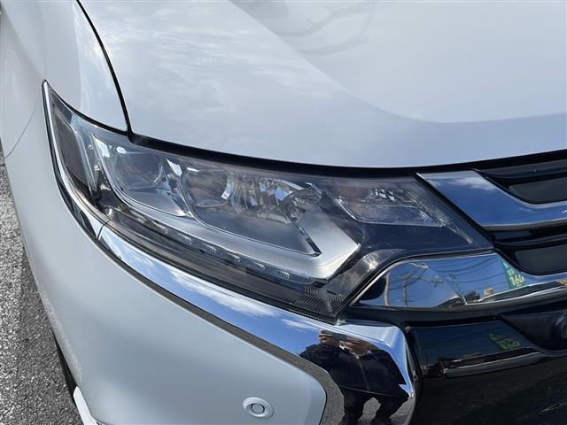 アウトランダーPHEV Gナビパッケージ 純正BT/USB 全周囲カメラ ハーフレザーシート 右前席パワーシート 前席シートヒーター 純正LED 純正フォグ オートライト 純正18インチAW パワーバックドア 革巻ステア クルコン ドラレコ(36枚目)