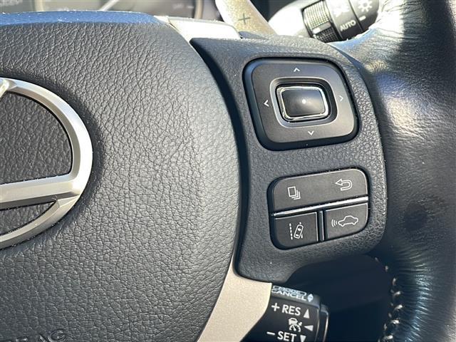 NX NX300h Iパッケージ ワンオーナー パノラマルーフ ブラックレザーシート シートヒーター レーダークルーズコントロール プリクラッシュセーフティシステム メーカー純正ナビ フルセグTV バックカメラ カードキー(4枚目)