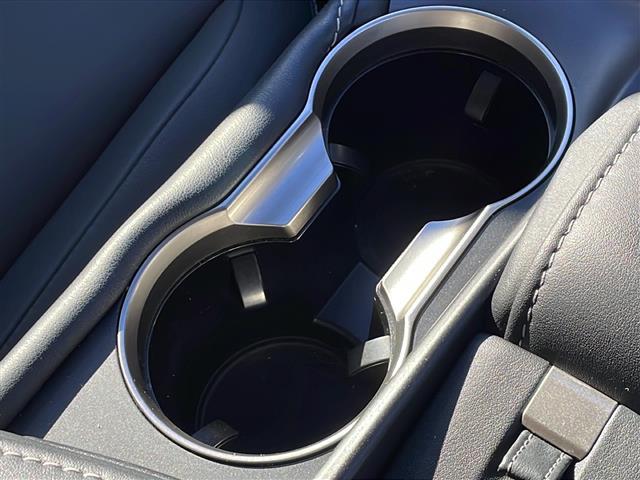 NX NX300h Iパッケージ ワンオーナー パノラマルーフ ブラックレザーシート シートヒーター レーダークルーズコントロール プリクラッシュセーフティシステム メーカー純正ナビ フルセグTV バックカメラ カードキー(14枚目)