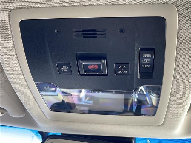 NX NX300h Iパッケージ ワンオーナー パノラマルーフ ブラックレザーシート シートヒーター レーダークルーズコントロール プリクラッシュセーフティシステム メーカー純正ナビ フルセグTV バックカメラ カードキー(24枚目)