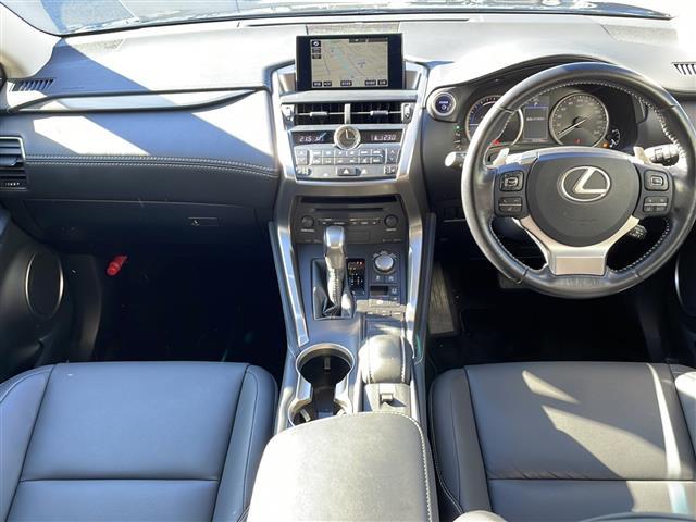 NX NX300h Iパッケージ ワンオーナー パノラマルーフ ブラックレザーシート シートヒーター レーダークルーズコントロール プリクラッシュセーフティシステム メーカー純正ナビ フルセグTV バックカメラ カードキー(42枚目)