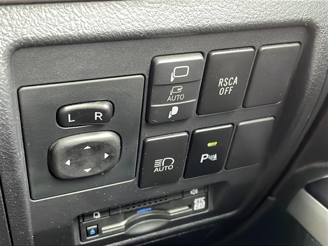 安心の全車保証付き！（※部分保証、国産車は納車後３ヶ月、輸入車は納車後１ヶ月の保証期間となります）。その他長期保証（有償）もご用意しております！※長期保証を付帯できる車両には条件がございます。