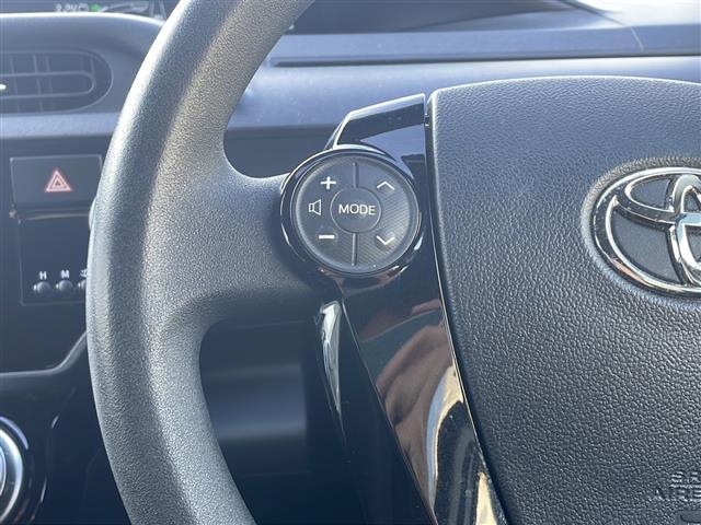 アクア Sスタイルブラック ワンオーナー 社外ナビ フルセグTV Bluetooth バックカメラ スマートキー ステアリングスイッチ プリクラッシュセーフティシステム LEDヘッドランプ オートライト(3枚目)