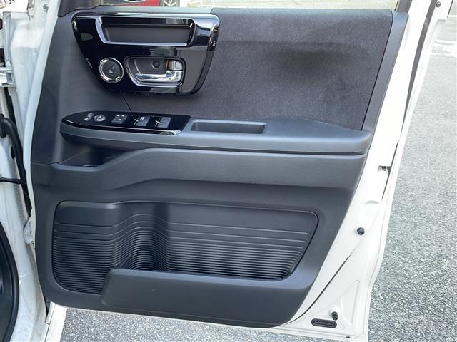 N-BOXカスタム L ワンオーナー 純正ナビ/DVD/SD/MSV/USB/BT/フルセグ Bカメラ 純正LED 純正フォグ オートライト ヘッドライトレベライザー 純正14インチAW 左パワスラ クルコン ドラレコ(20枚目)