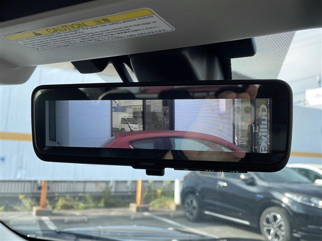 フォレスター アドバンス　純正ナビ／ＤＶＤ／ＳＤ／ＭＳＶ／ＢＴ／ＵＳＢ／フルセグ　Ｆ／Ｓ／Ｂカメラ　黒革　前席パワーシート　全席シートヒーター　純正１８インチＡＷ　純正ＬＥＤ　純正フォグ　オートライト　デジタルインナーミラー（6枚目）