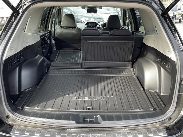 フォレスター アドバンス　純正ナビ／ＤＶＤ／ＳＤ／ＭＳＶ／ＢＴ／ＵＳＢ／フルセグ　Ｆ／Ｓ／Ｂカメラ　黒革　前席パワーシート　全席シートヒーター　純正１８インチＡＷ　純正ＬＥＤ　純正フォグ　オートライト　デジタルインナーミラー（17枚目）