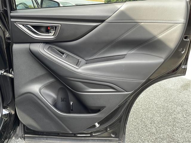 フォレスター アドバンス　純正ナビ／ＤＶＤ／ＳＤ／ＭＳＶ／ＢＴ／ＵＳＢ／フルセグ　Ｆ／Ｓ／Ｂカメラ　黒革　前席パワーシート　全席シートヒーター　純正１８インチＡＷ　純正ＬＥＤ　純正フォグ　オートライト　デジタルインナーミラー（19枚目）