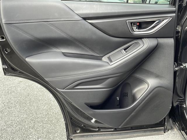 フォレスター アドバンス　純正ナビ／ＤＶＤ／ＳＤ／ＭＳＶ／ＢＴ／ＵＳＢ／フルセグ　Ｆ／Ｓ／Ｂカメラ　黒革　前席パワーシート　全席シートヒーター　純正１８インチＡＷ　純正ＬＥＤ　純正フォグ　オートライト　デジタルインナーミラー（27枚目）