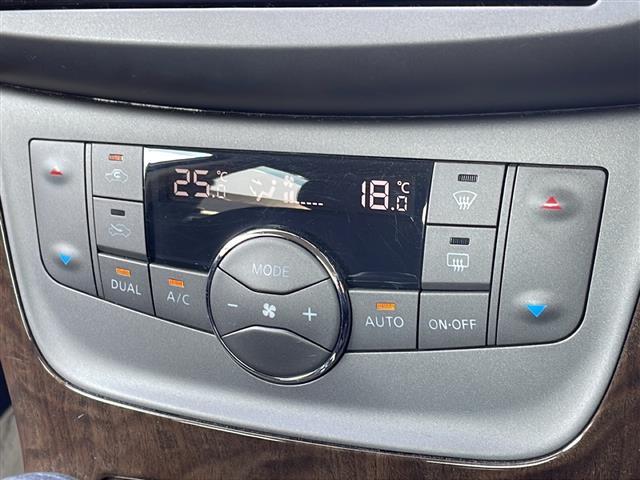 シルフィ Ｇ　純正ナビ／ＣＤ／ＳＤ／フルセグ　Ｂカメラ　純正ＨＩＤ　純正フォグ　オートライト　純正１６インチＡＷ　革巻ステア　横滑り防止　スマートキー　ドラレコ　フロアマット　ドアバイザー　ＥＴＣ（15枚目）