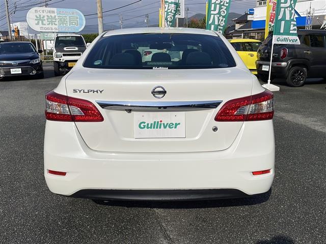 シルフィ Ｇ　純正ナビ／ＣＤ／ＳＤ／フルセグ　Ｂカメラ　純正ＨＩＤ　純正フォグ　オートライト　純正１６インチＡＷ　革巻ステア　横滑り防止　スマートキー　ドラレコ　フロアマット　ドアバイザー　ＥＴＣ（30枚目）