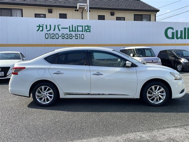 シルフィ Ｇ　純正ナビ／ＣＤ／ＳＤ／フルセグ　Ｂカメラ　純正ＨＩＤ　純正フォグ　オートライト　純正１６インチＡＷ　革巻ステア　横滑り防止　スマートキー　ドラレコ　フロアマット　ドアバイザー　ＥＴＣ（32枚目）