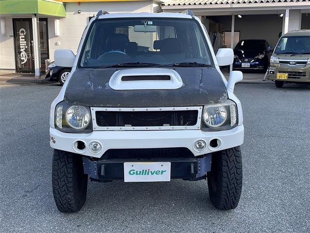 ジムニー ＸＣ　リフトアップ２インチ　社外１６インチＡＷ　社外バンパー　社外ヘッドライト　社外フォグランプ　社外テールランプ　社外カーボンボンネット　社外グリル　社外マフラー　純正キーレス　純正フロアマット（26枚目）