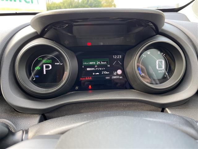 ヤリスクロス ハイブリッドG ワンオーナー 純正ディスプレイオーディオ Bluetooth MiraCast 全方位カメラ 前後ドライブレコーダー ビルトインETC 前席シートヒーター ステアリングヒーター LEDヘッドランプ(2枚目)